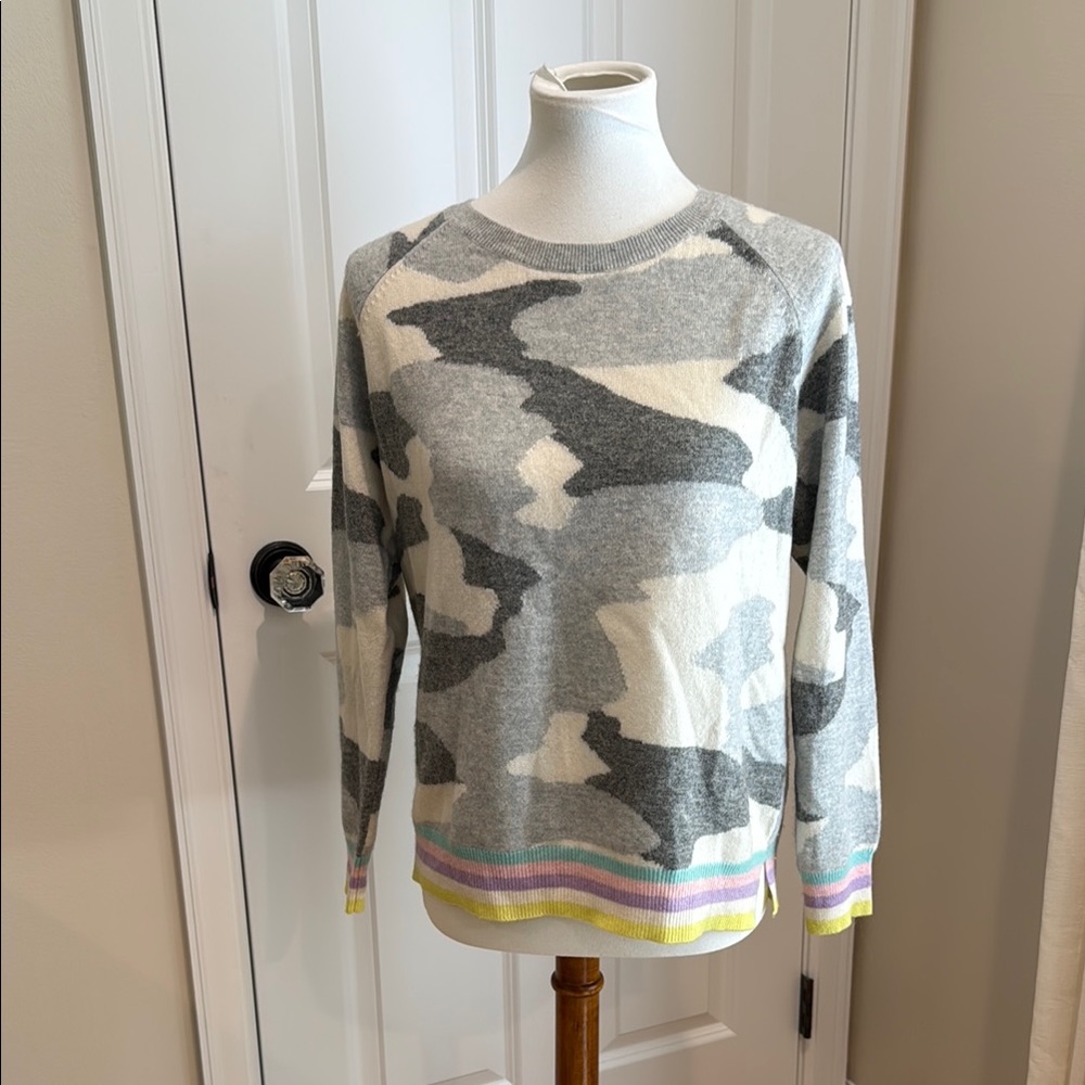 Brodie Fine Cashmere Gray & White Camouflage Sweater with Pastel Stripes - M